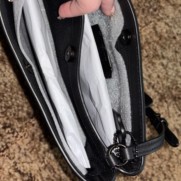 Coach bag BRAND NEW W TAGS - Picture 5 of 8